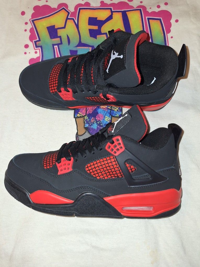 Jordan 4 Retro "Red Thunder"