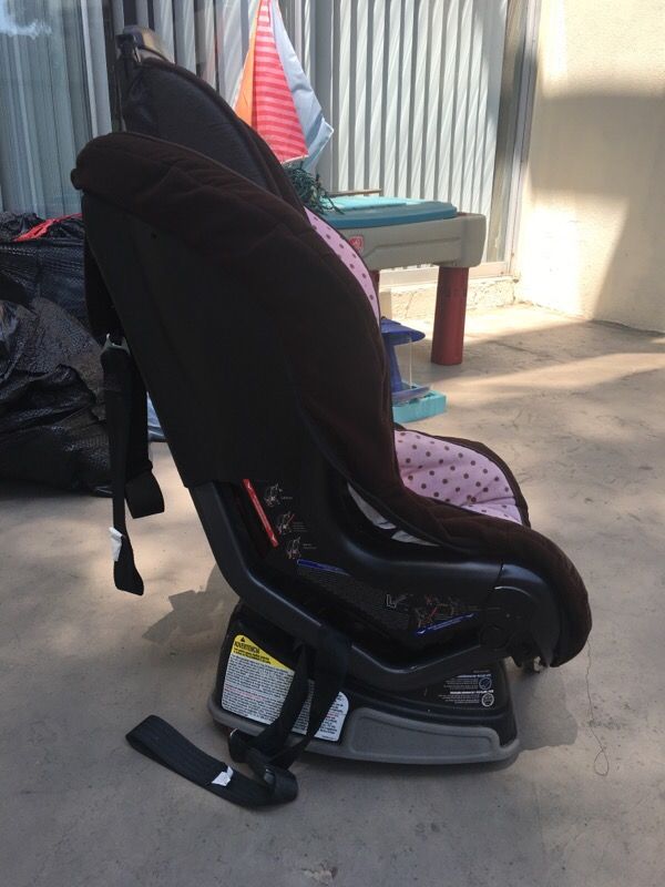 Britax Marathon 70 Car seat (pink with brown polka dots) for Sale in