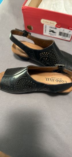 Women sandals