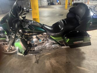 2006 Harley Davidson Electra Glide $8500