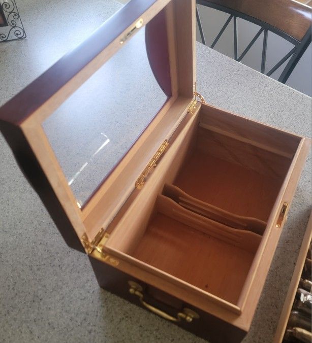 Cigar Humidor With Lock And Keys