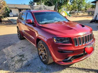 2012 jeep cherokee srt8