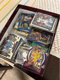 Box of cards or bundles