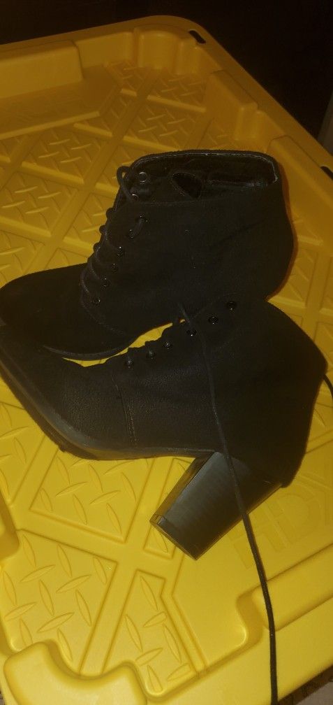 Botines Negros 