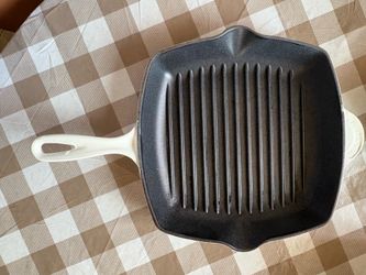 Le Creuset Signature Enameled Cast Iron Square Grill Pan