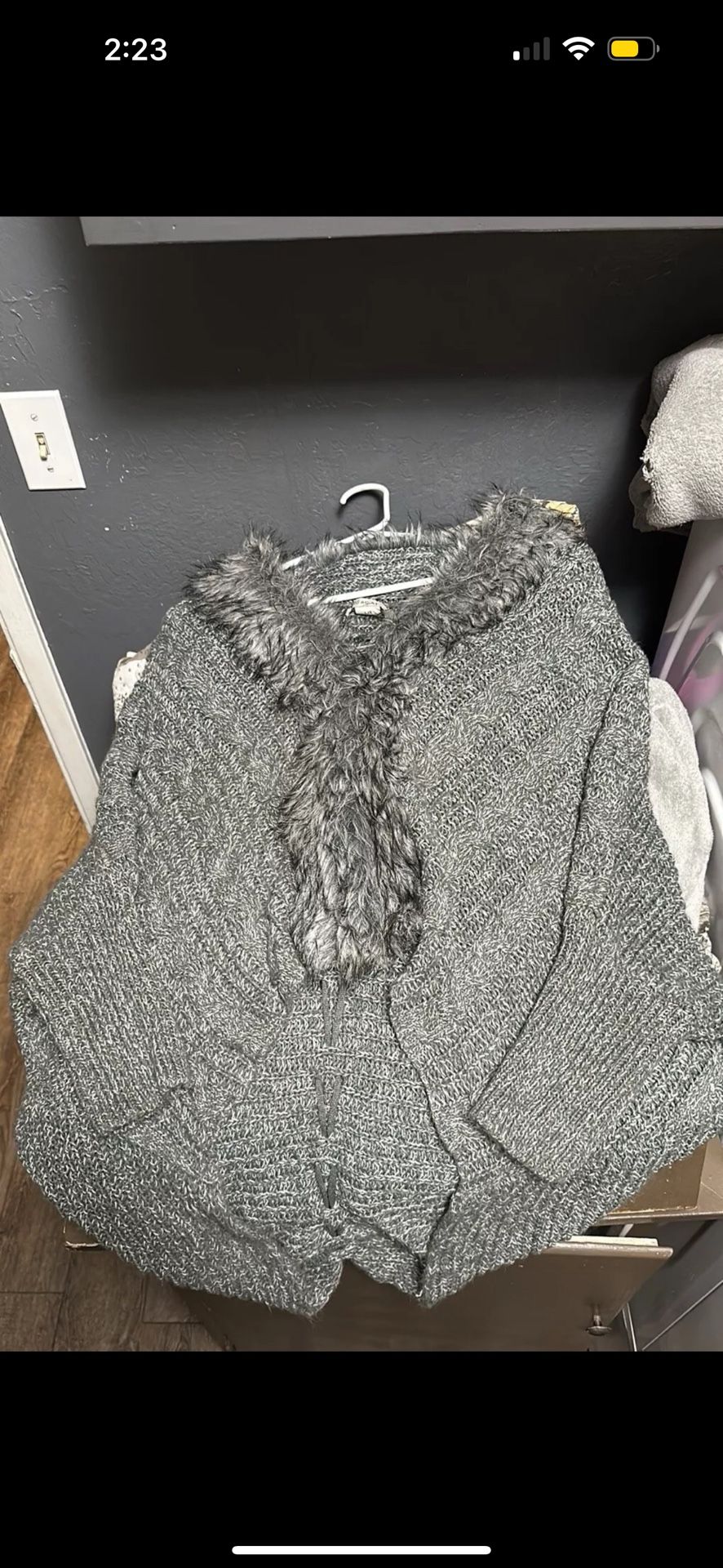 New Ariat Gray Poncho