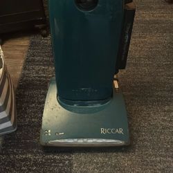 Riccar Vacuum