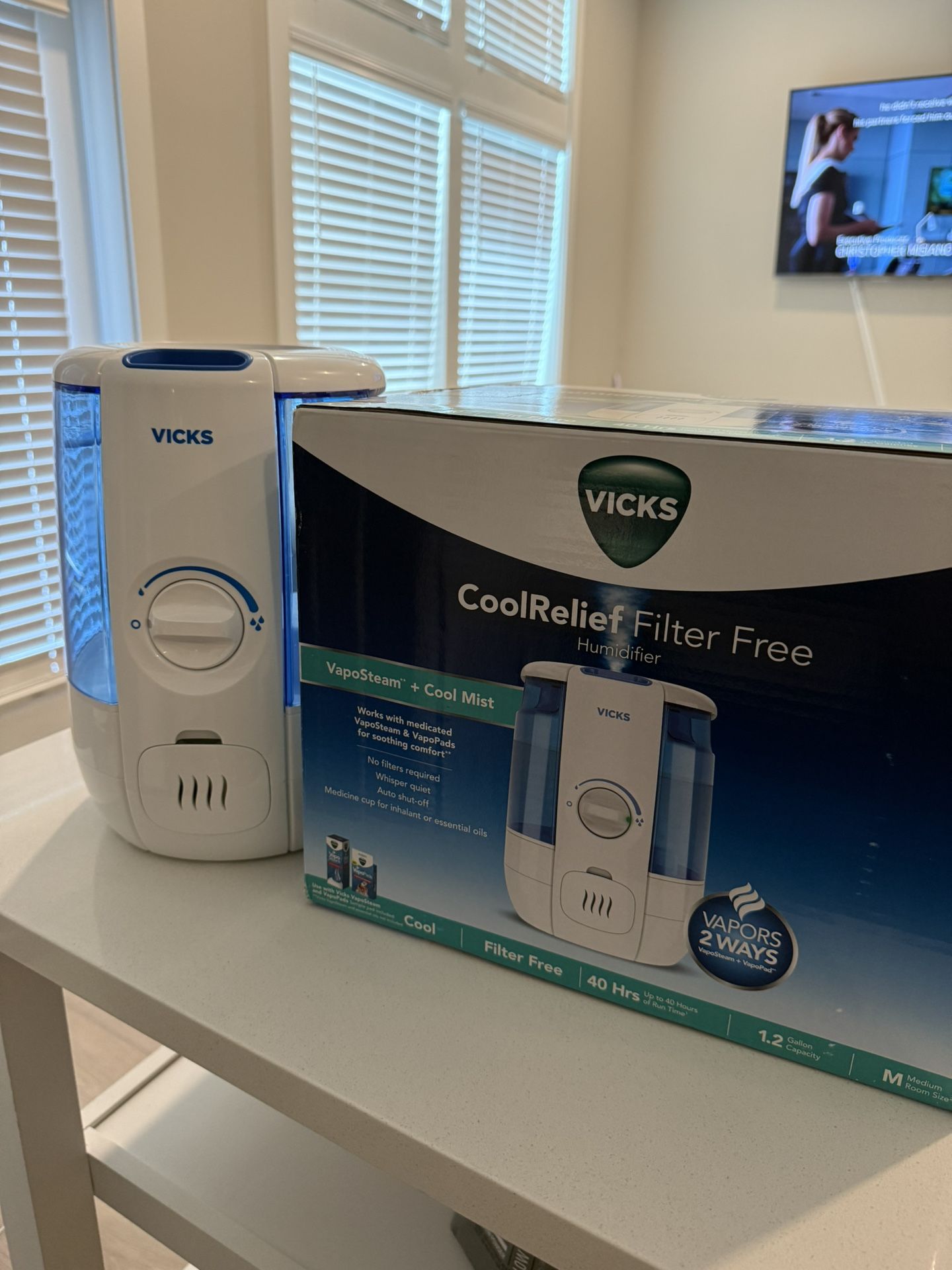 Vicks 1.2 Gallon Cool Relief Filter Free Ultrasonic Humidifier, 400 sq ft, VUL600