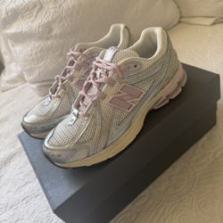 New Balance 1906R