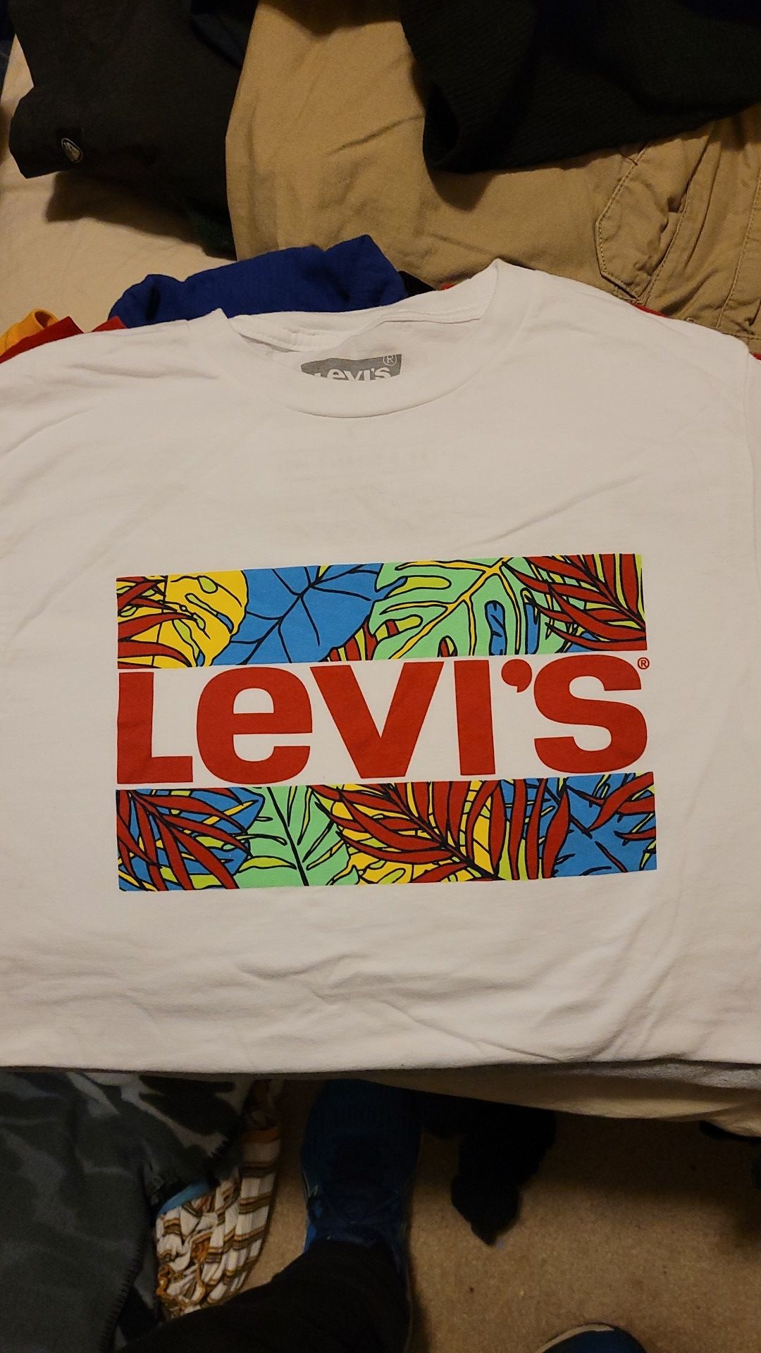 Levi's shirt