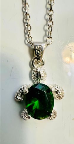 925 Sterling Silver Turtle Necklace with Green Stone — 18” Chain $35 OBO