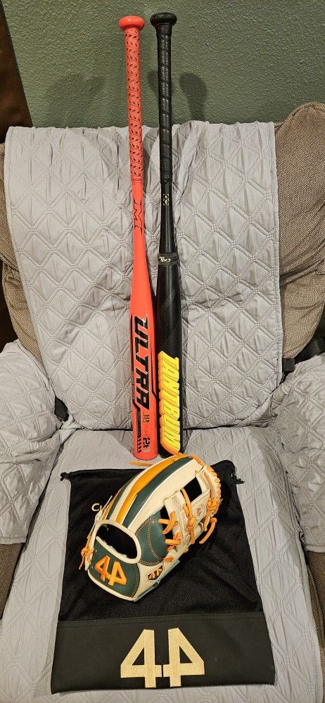 Usssa And Senior Softball Bats And Glove