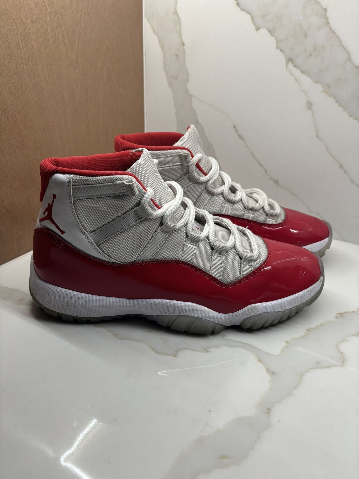Jordan 11 Cherry (Size:10.5)