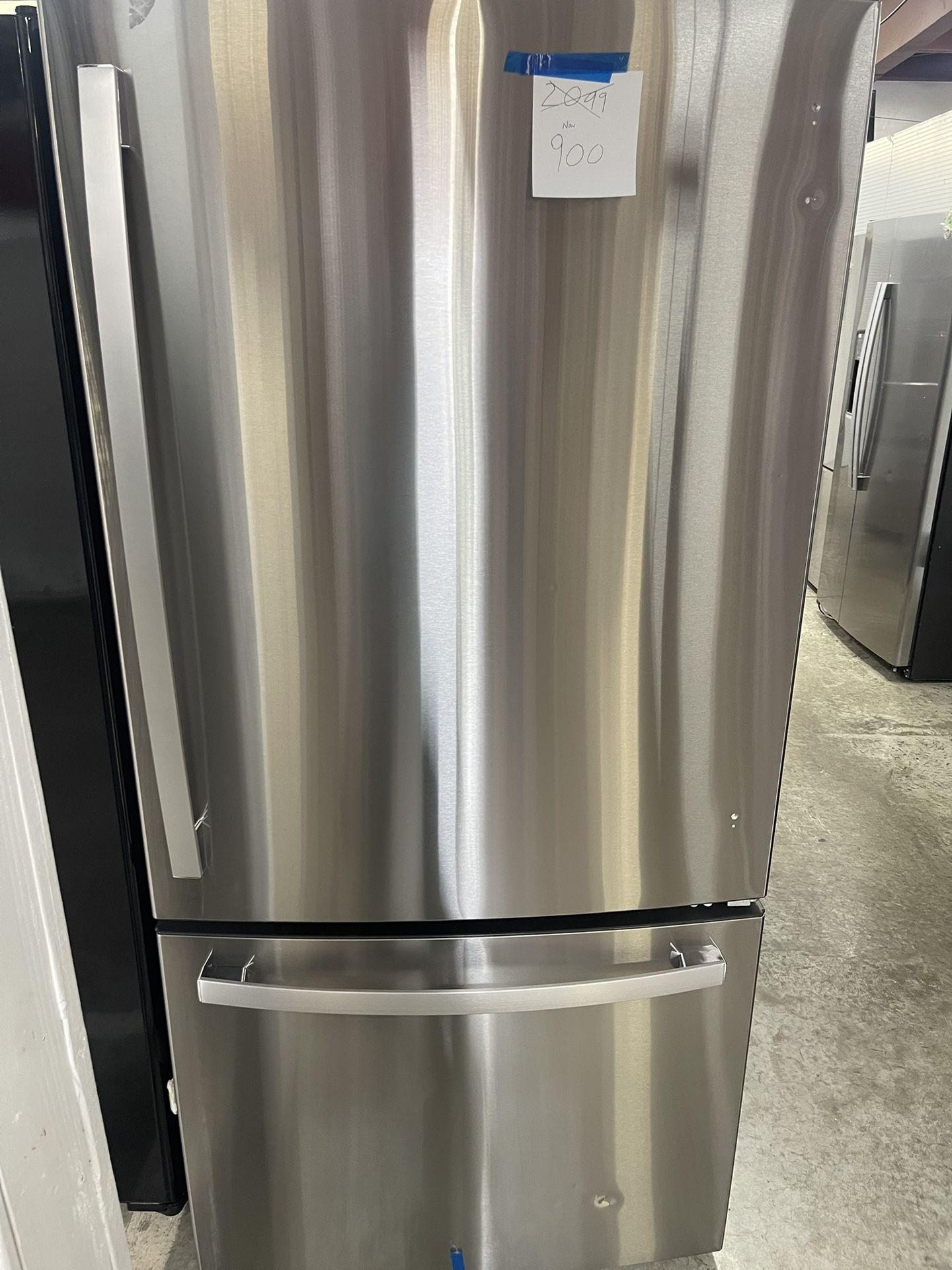 GE Refrigerator