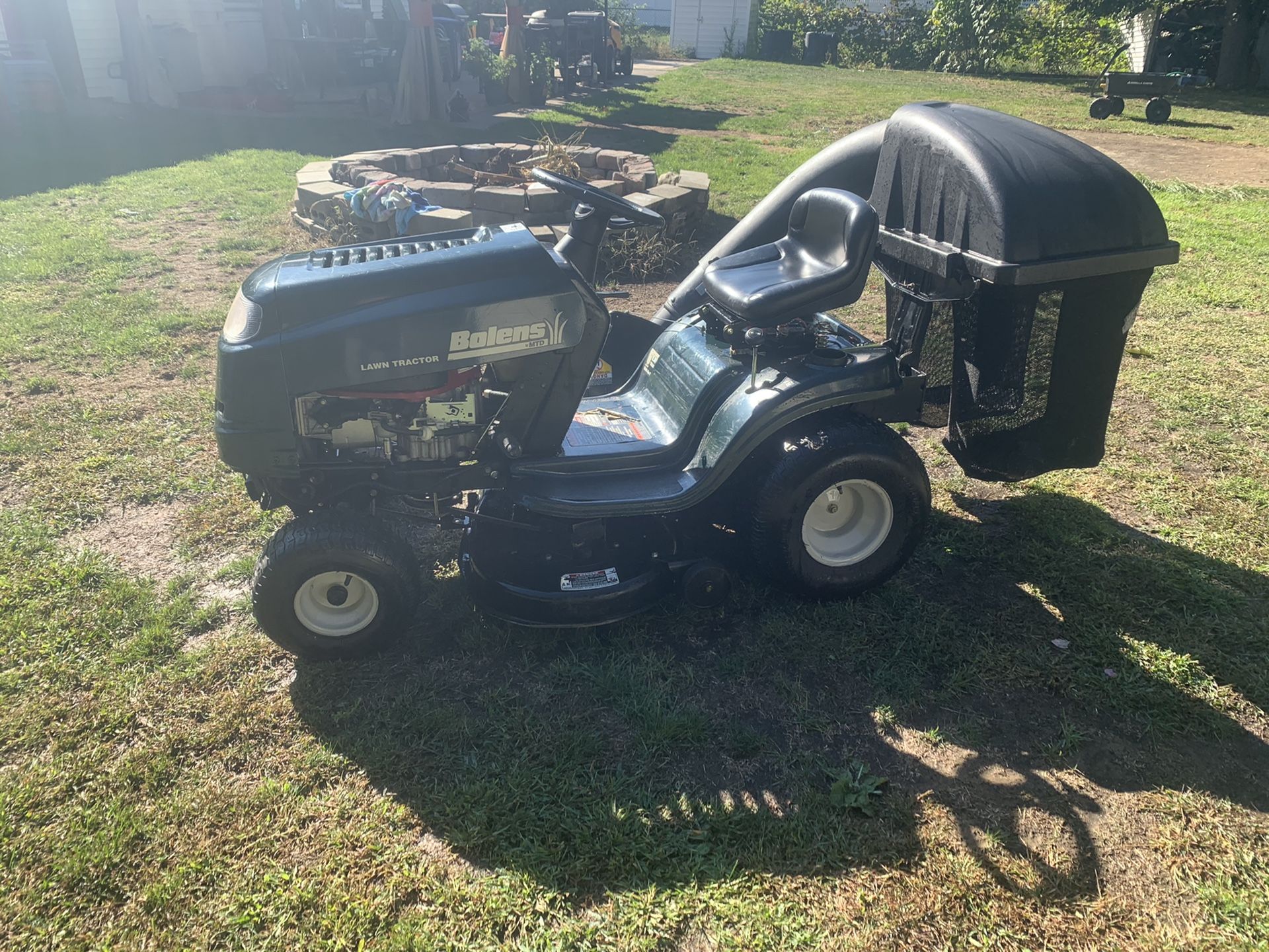 Bolens Lawn Tractor with Bags and mounts for Sale in Peabody, MA OfferUp