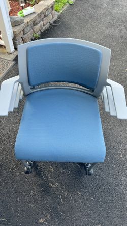 Office Roiling Chairs