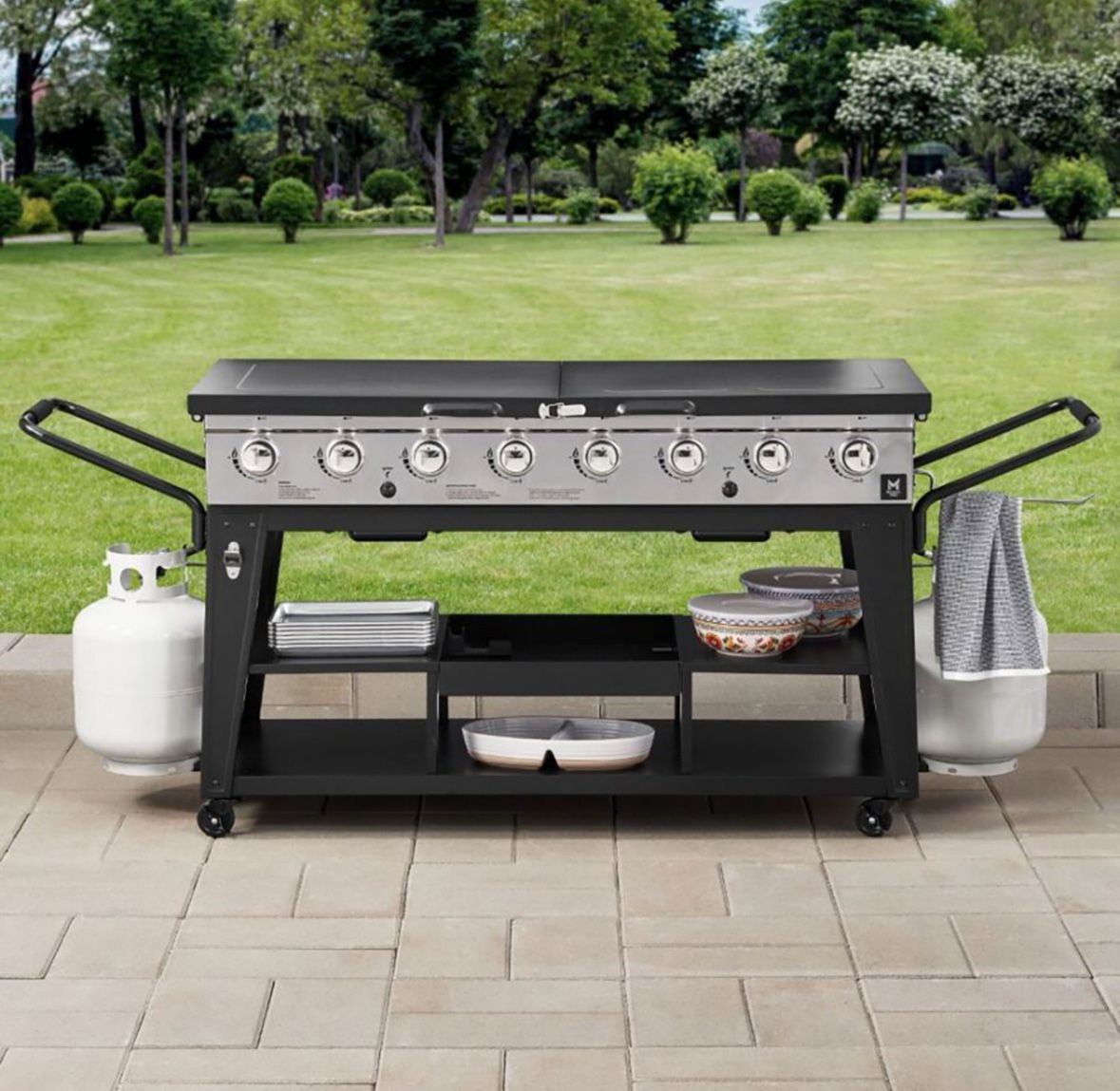 Members Mark 8-Burner Event Gas Grill Brand New In Box