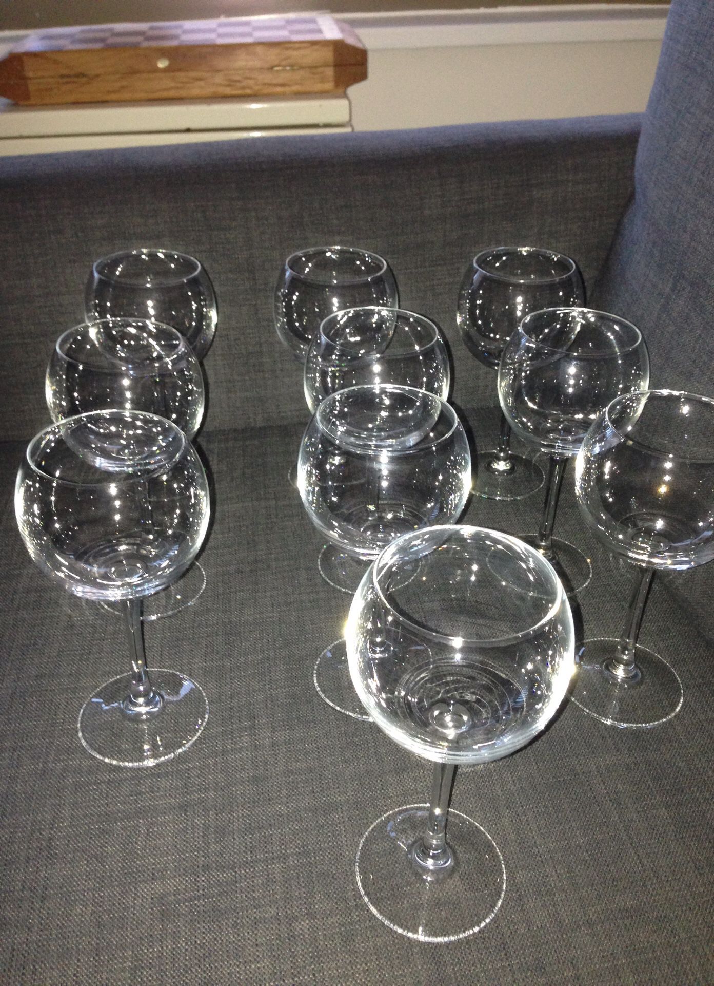 Set of 10 Wine 🍷 Glasses. Please See All The Pictures and Read the description