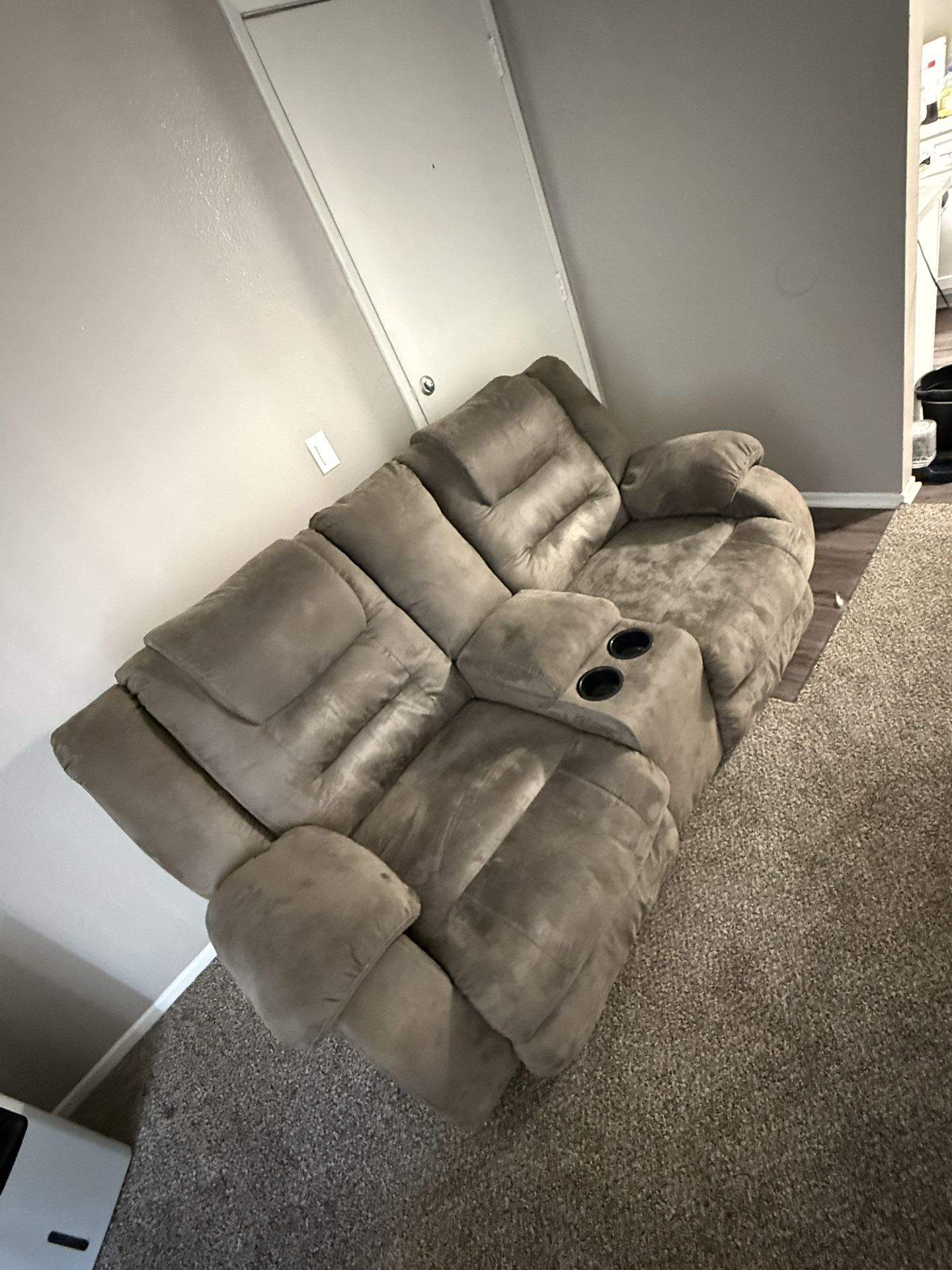 Recliner,sectional 