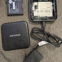 Netgear Nighthawk MR7400 (M7) 