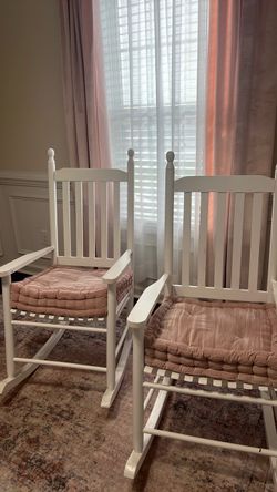 Weeling chairs