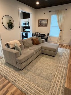 Couch sectional