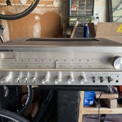 Quadraflex 676 Vintage Stereo Receiver With Phono