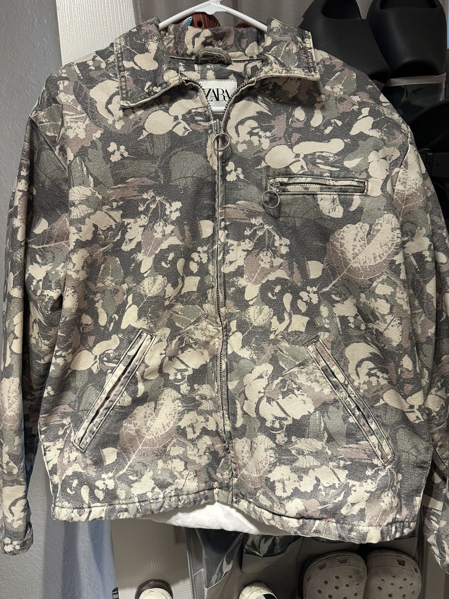 Zara Heavyweight Camo Zip