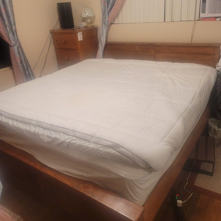 Calking Bed With Matress