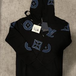 L.o.u.i.s Hoodie . Size Small Medium Large Xl And 2xl 