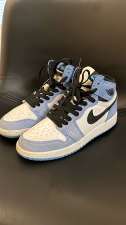Boys Shoes 5.5