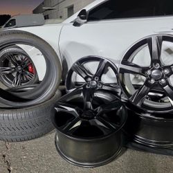 
FOR SALE: Full Camaro Parts Package – OEM Wheels, Tires, Grille, Mats, Strut Bar & More