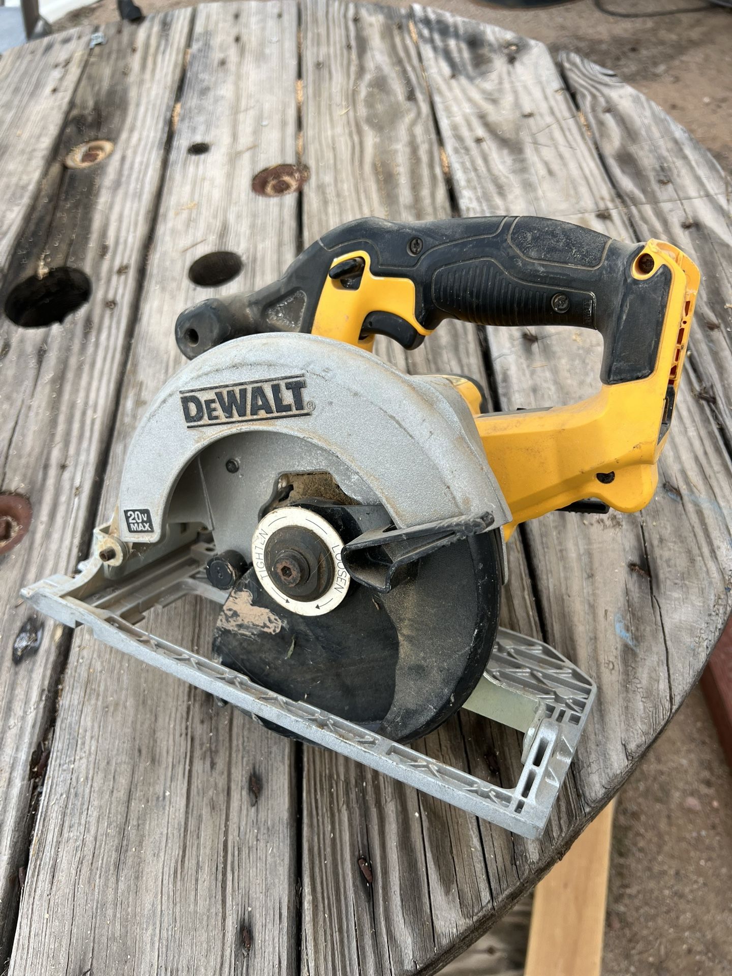 Dewalt Cordless Circular Saw
