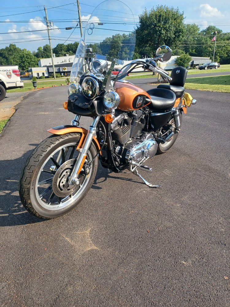 2008 Harley Davidson 105 anniversary 1200 sportster low