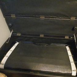 Ottoman With Pull Out Bed...