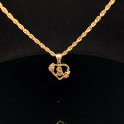 10k Heart Íntial Pendant 