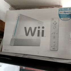 Minty Complete In Box Wii