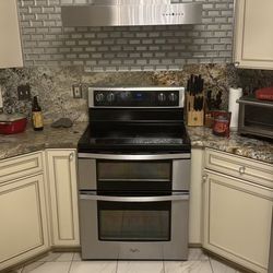 Whirlpool Electric Range With Double Oven