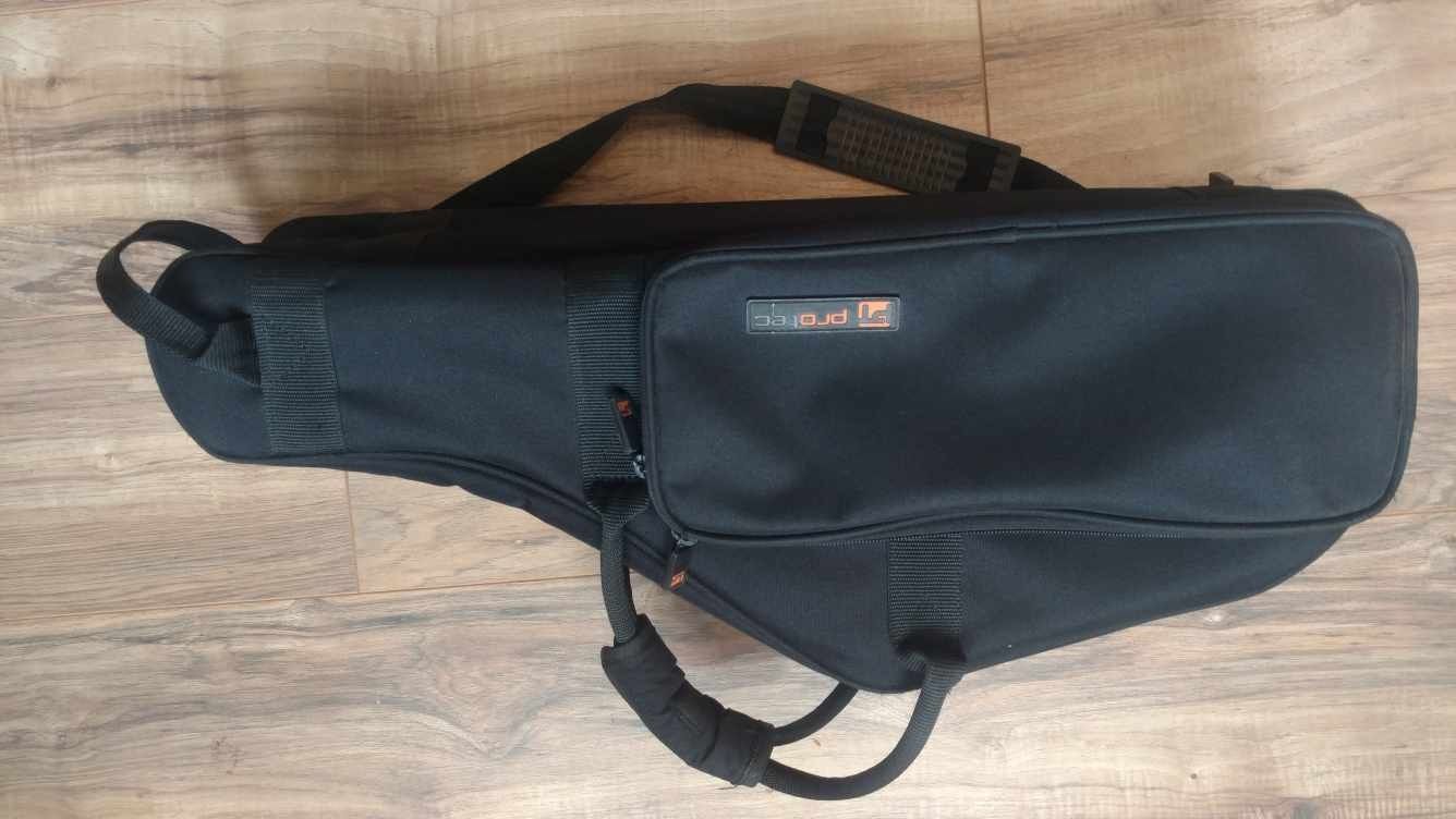 Alto Saxophone Case.