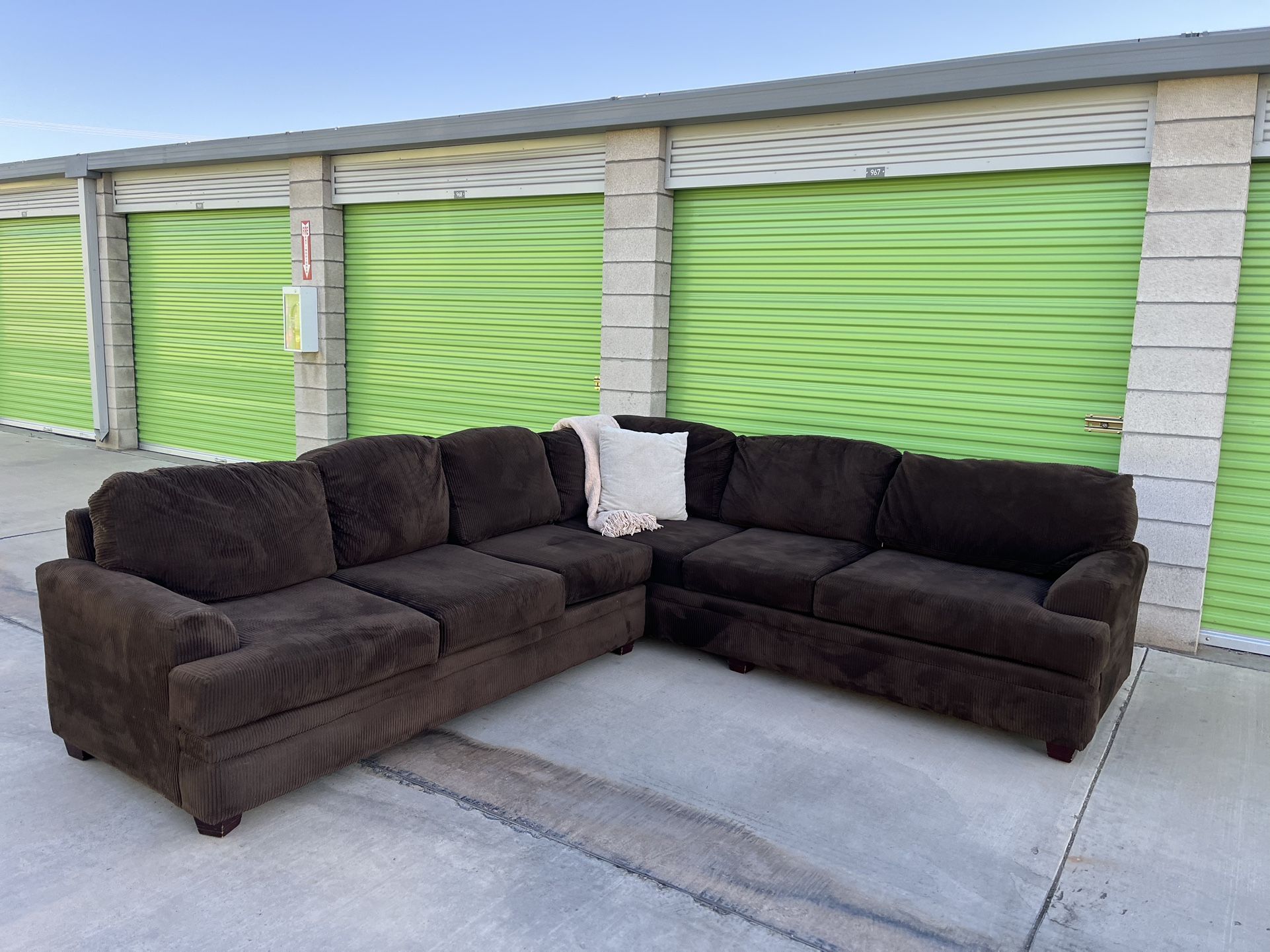 Brown Sectional Couch With Delivery 