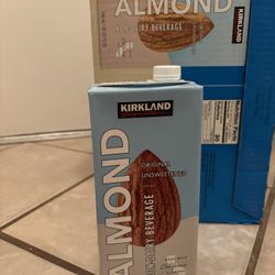 Kirkland Almond Milk 