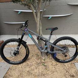 YETI SB 140 Carbon Mountain  Bike 