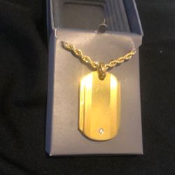 NEW Men’s Gold-Tone Stainless Steel Cubic Zirconia Dog Tag Pendant Read Description 
