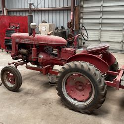 McCormick Farmall 100