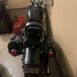 2005 Honda Shadow