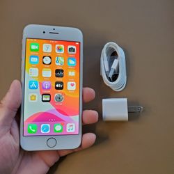 iPhone 6s - UNLOCKED - Like New  