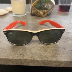 Prada And Ray Bans 🔥🔥🔥