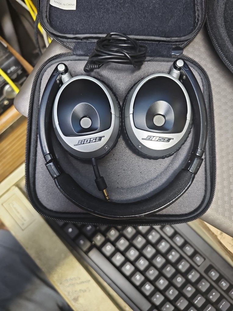 Bose Wired Earphones Great Condition