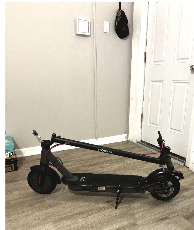 E Scooter Goes For 300 At Walmart Brand New