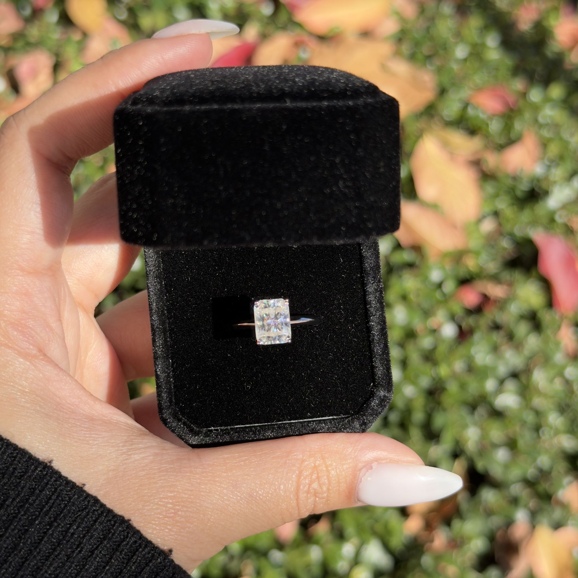 3ct Radiant cut Moissanite VVS1 promise ring size 5,6 and 7